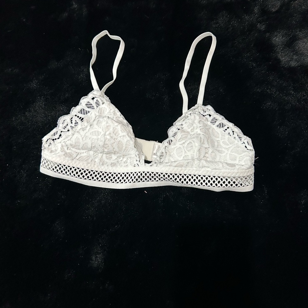 Elegant Lace White Bra